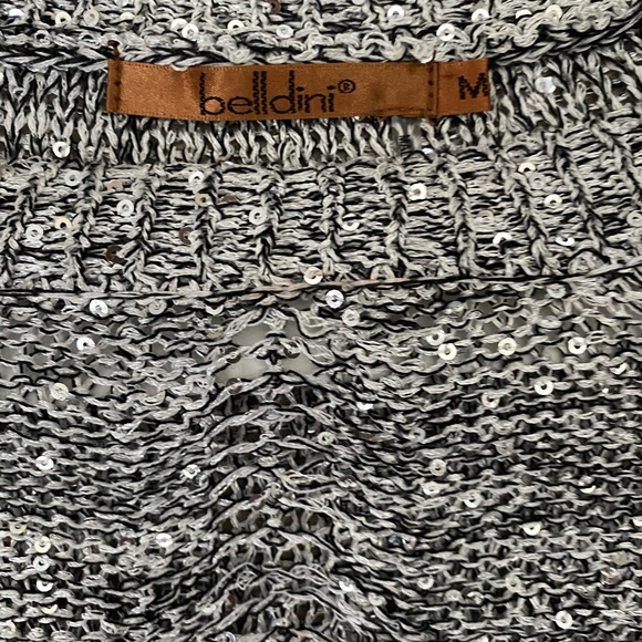 💕2 for $25💕Sequinned sweater M - Picture 3 of 6